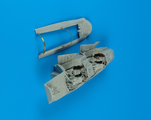 Aires 2065 f - 1:32, tomcat